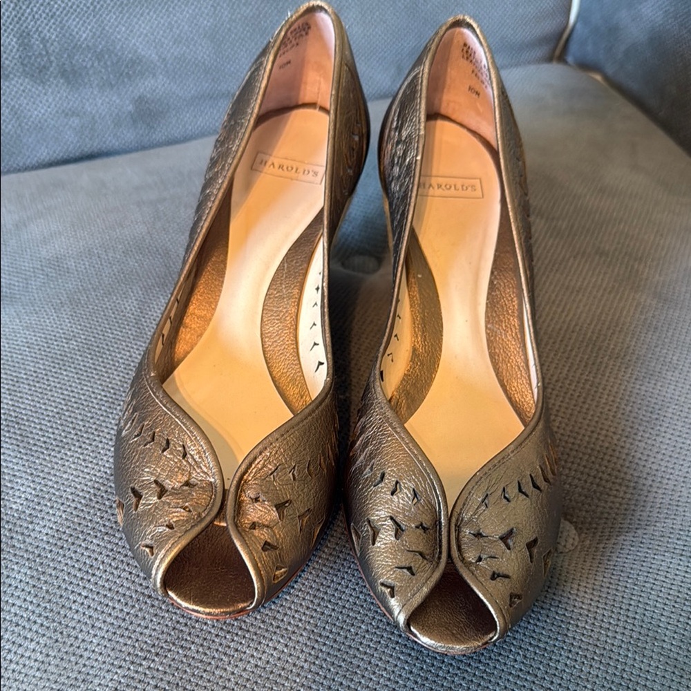 Harold's Felipa Bronze Metallic Leather Espadrille Wedge‎ Heels 10M